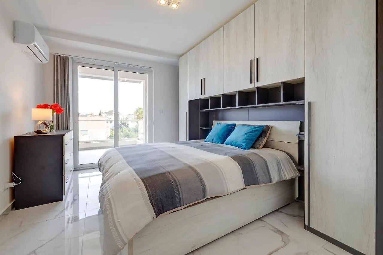 Deluxe 2Br Apartment In Central St Julians San Giuliano 0*,  Malta