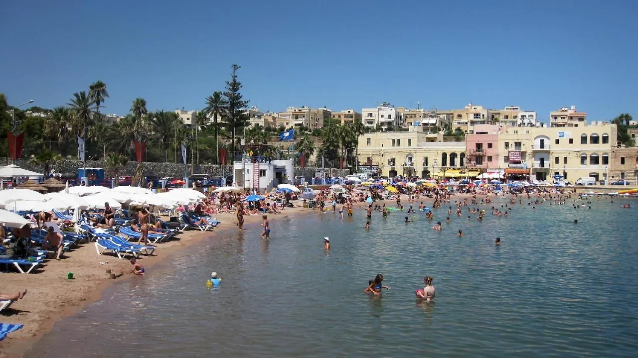 Deluxe 2Br Apartment In Central St Julians Saint Julian's